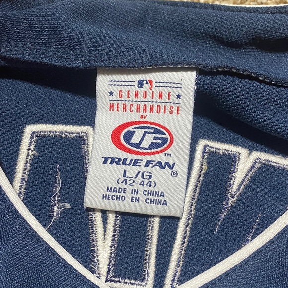 MLB Twins Jersey - Picture 2 of 4